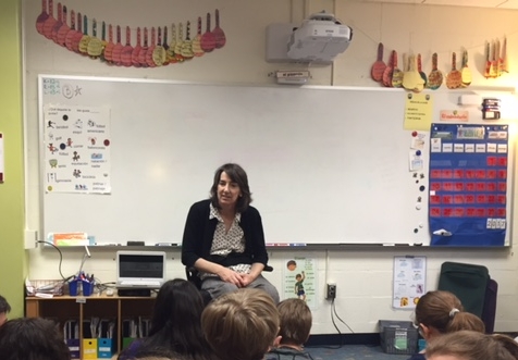  The amazing Anne Thomas talking to our students about storytelling! 